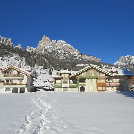 Residence Holiday Pozza di Fassa Luaran gambar